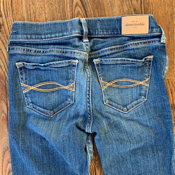 Abercrombie kids Jeans 👖 - Picture 4 of 6